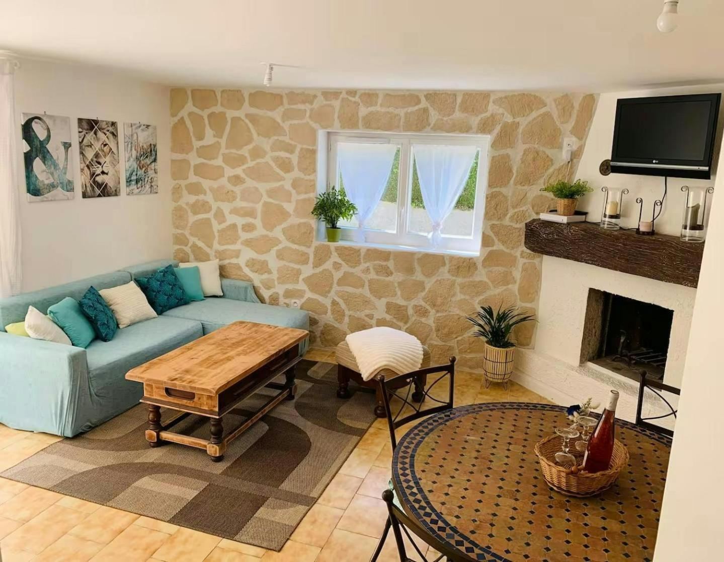 Le Coccoon Ain Apartment Virignin Bagian luar foto