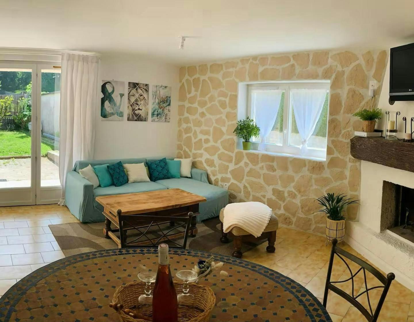 Le Coccoon Ain Apartment Virignin Bagian luar foto