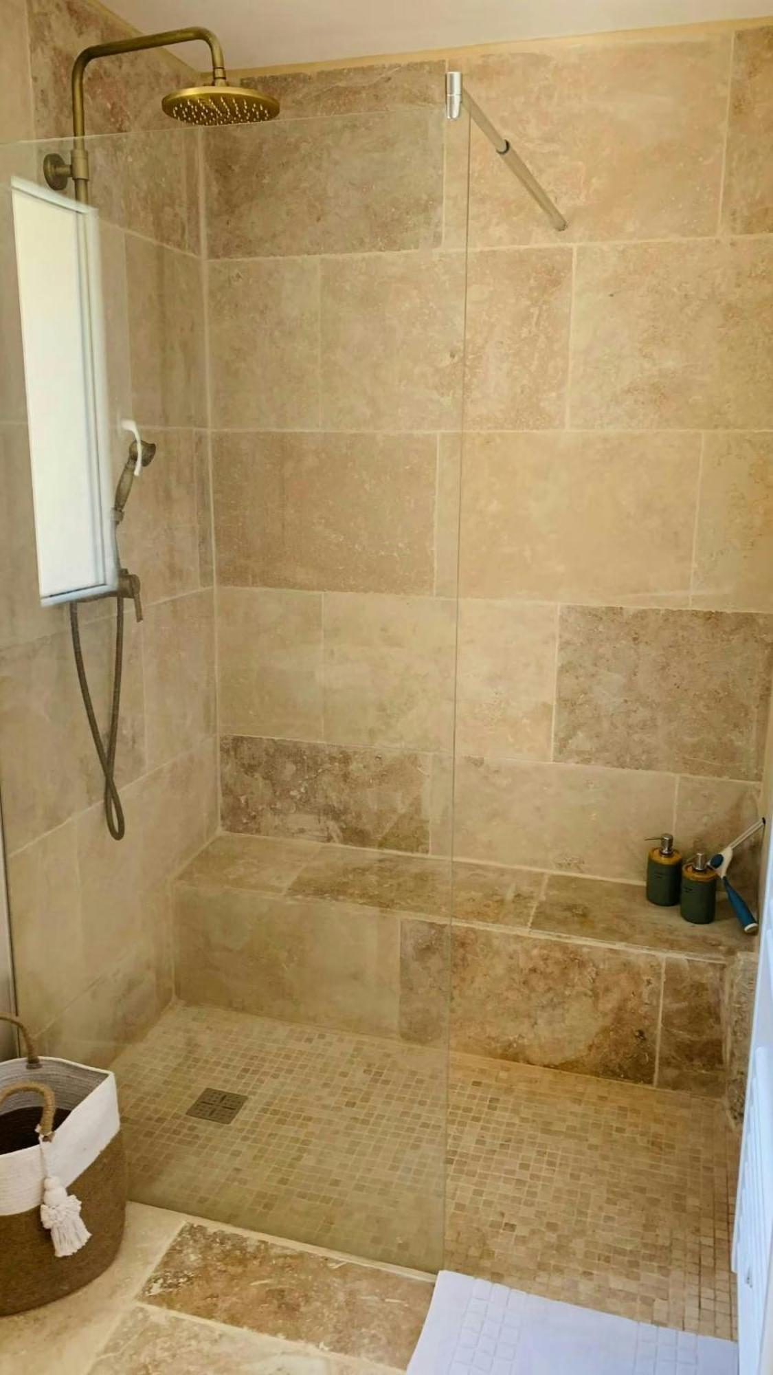 Le Coccoon Ain Apartment Virignin Bagian luar foto