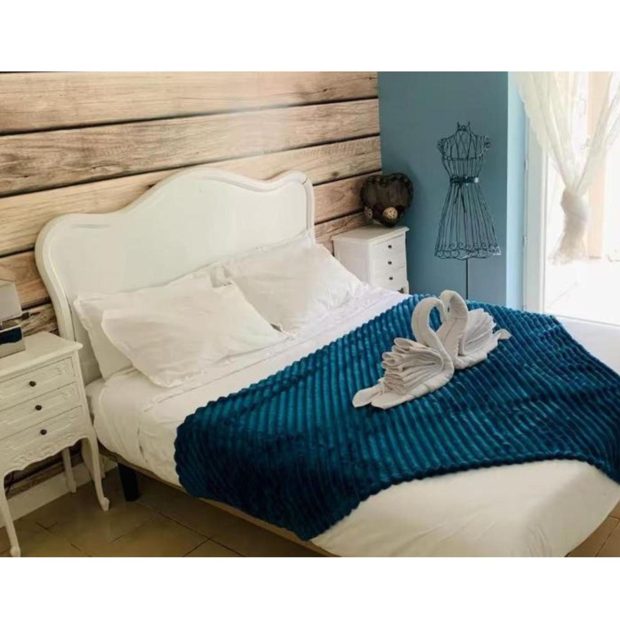 Le Coccoon Ain Apartment Virignin Bagian luar foto